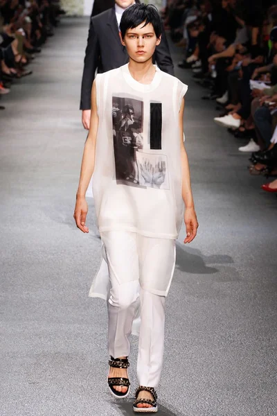 Look 55